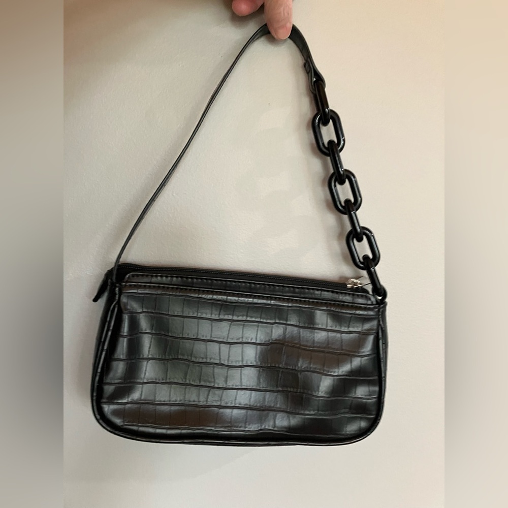 🧨art class leather look but not hand bag